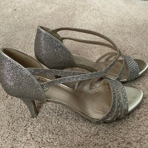 Bandalino Heels